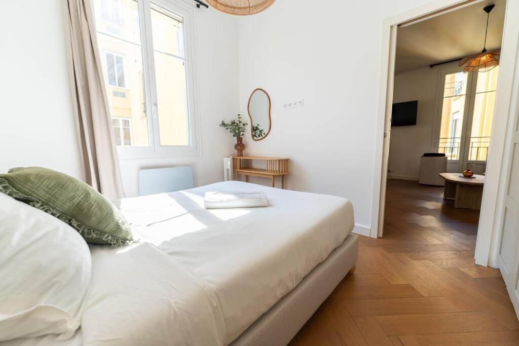 Appartamento Superbe Deux Chambres, Centre Proche Port Nizza